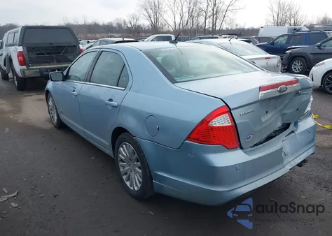 2010 Ford Fusion Hybrid from USA, damaged, VIN 3FADP0L39AR210137